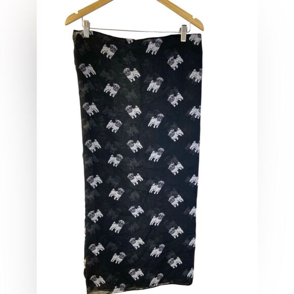 Target Brand Black and White Pug Scarf - Picture 4 of 7